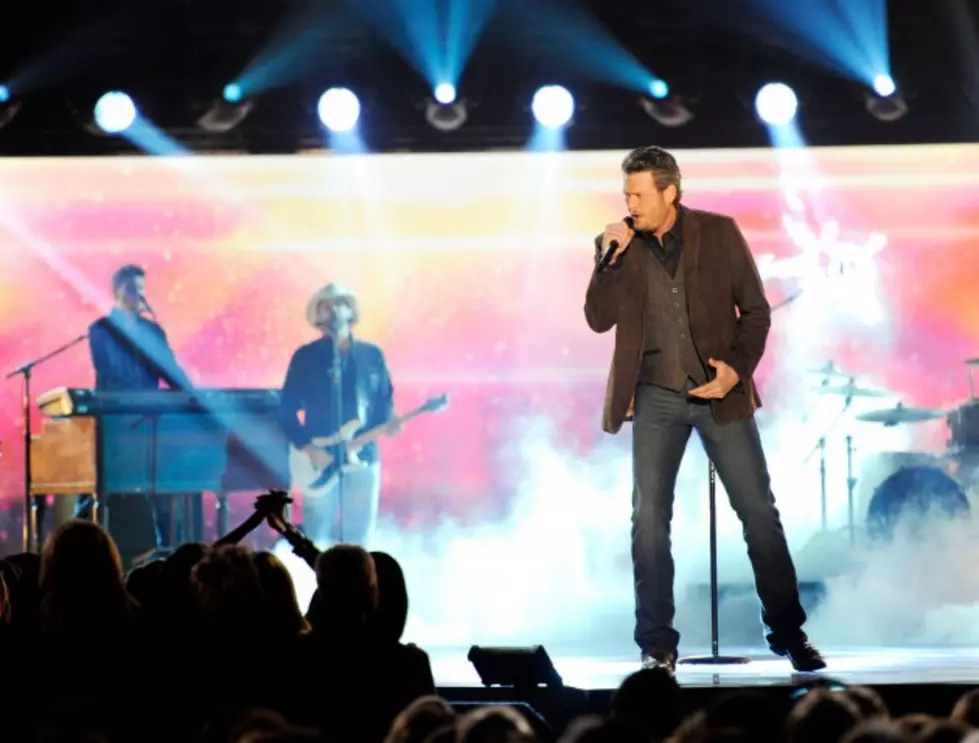 Time Is Running Out! Win a Trip to LA to See Blake Shelton on &#8216;The Voice&#8217; [Contest]