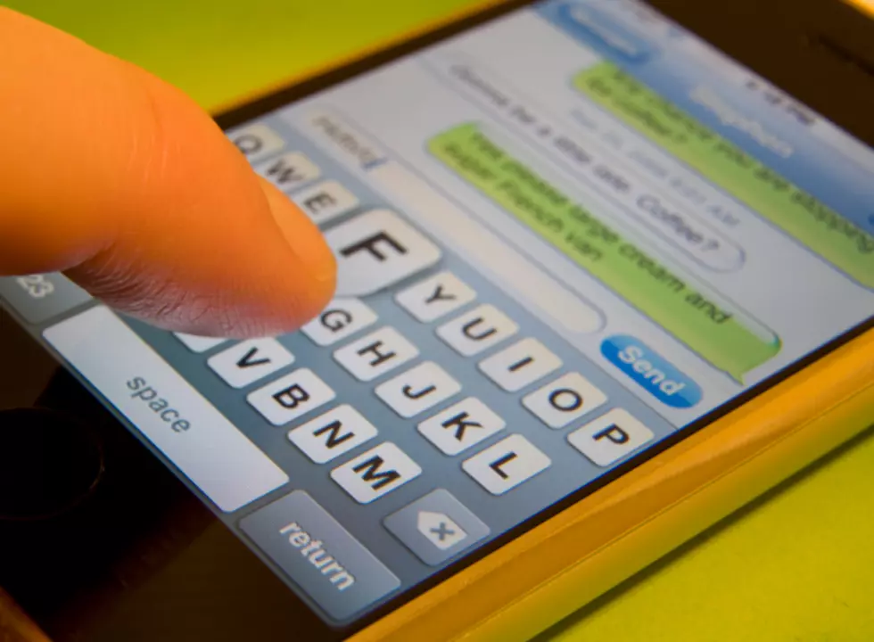Get A Strange Text Message Early This Morning? You’re Not Alone